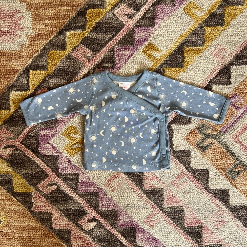Hanna Andersson NWOT 0-3 Months Layette Wrap Top Blue Celestial Print